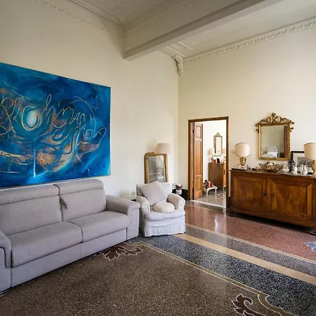 Paolo Lemon Tree Villa