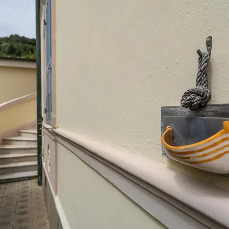 Paolo Lemon Tree Porto Venere